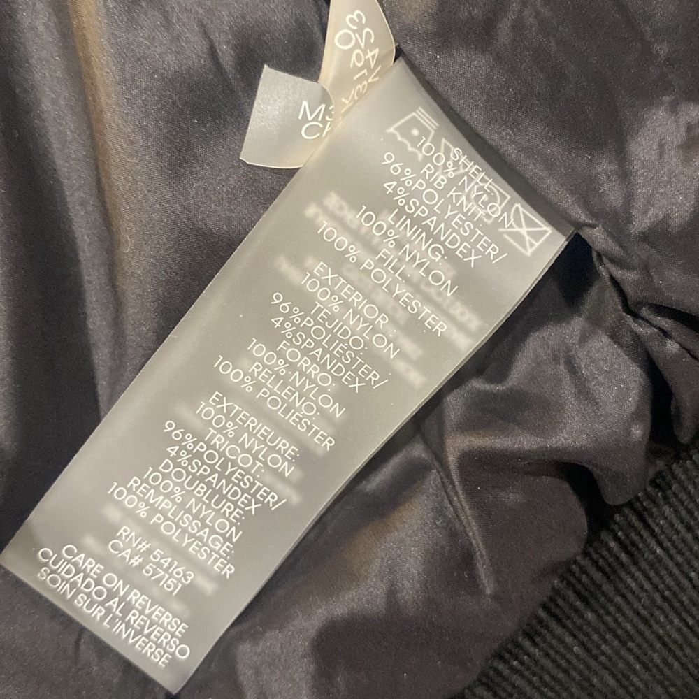 Calvin Klein puffer vest - Picture 7 of 7